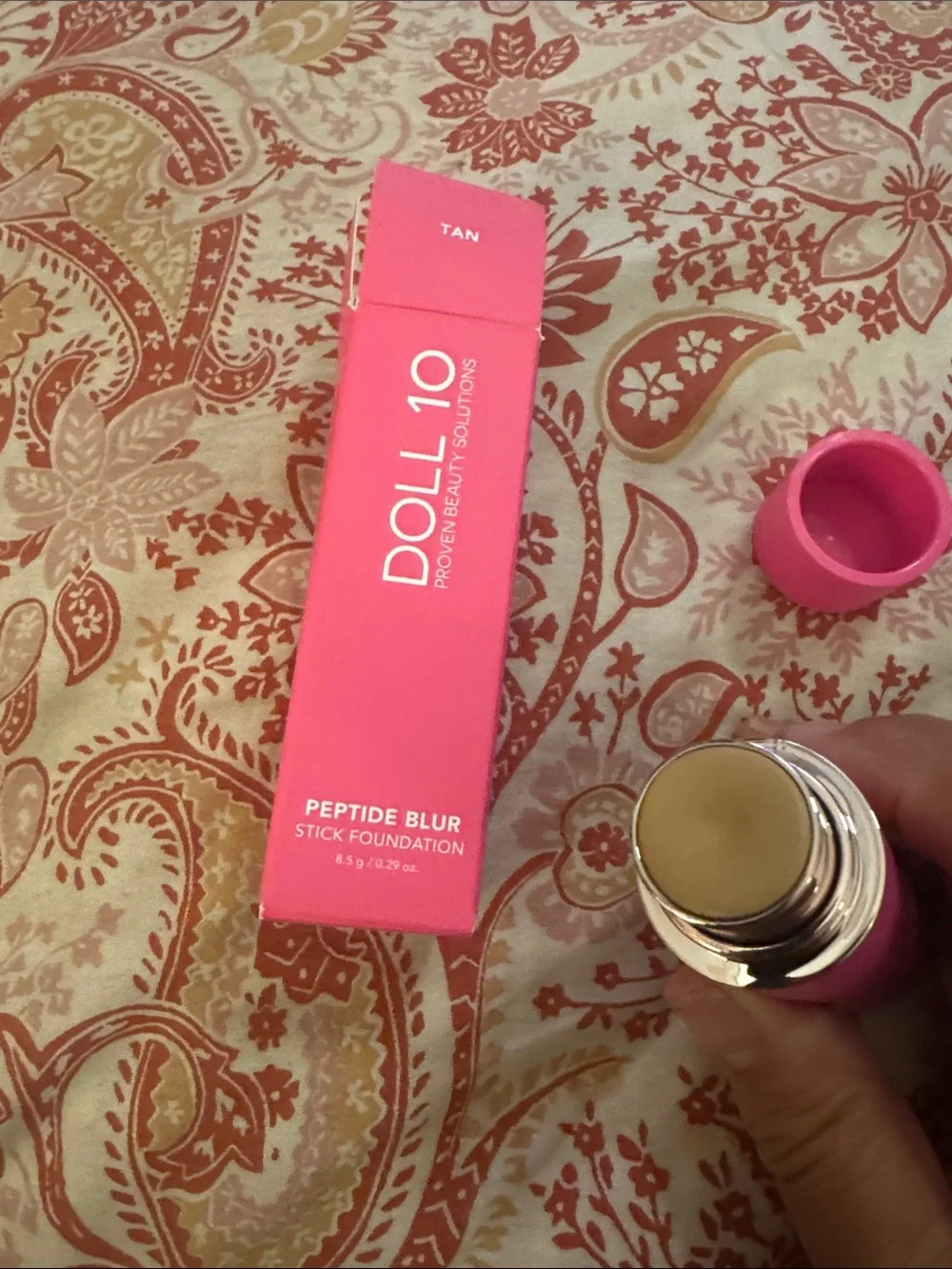 Dollcake DOLL 10 Peptide Blur Stick Tan tested for color
